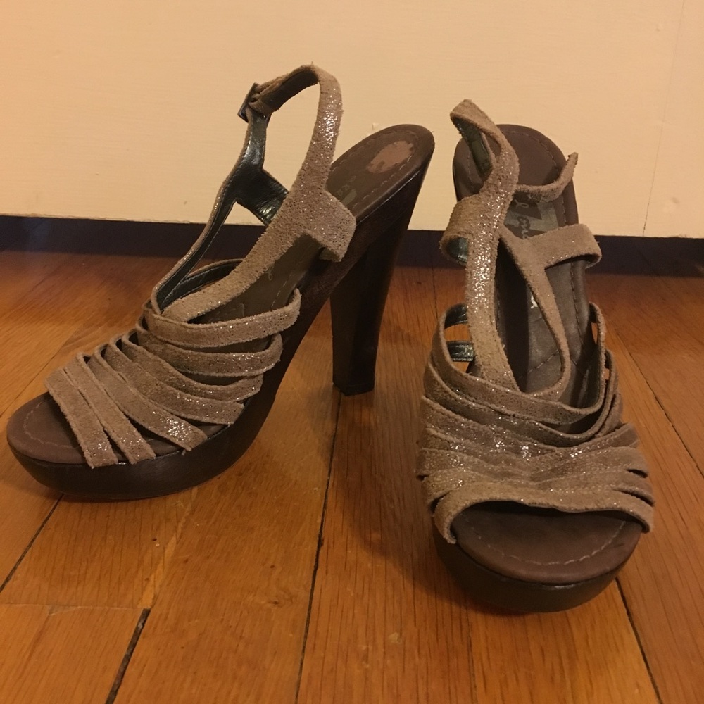 7 for all Mankind Heels